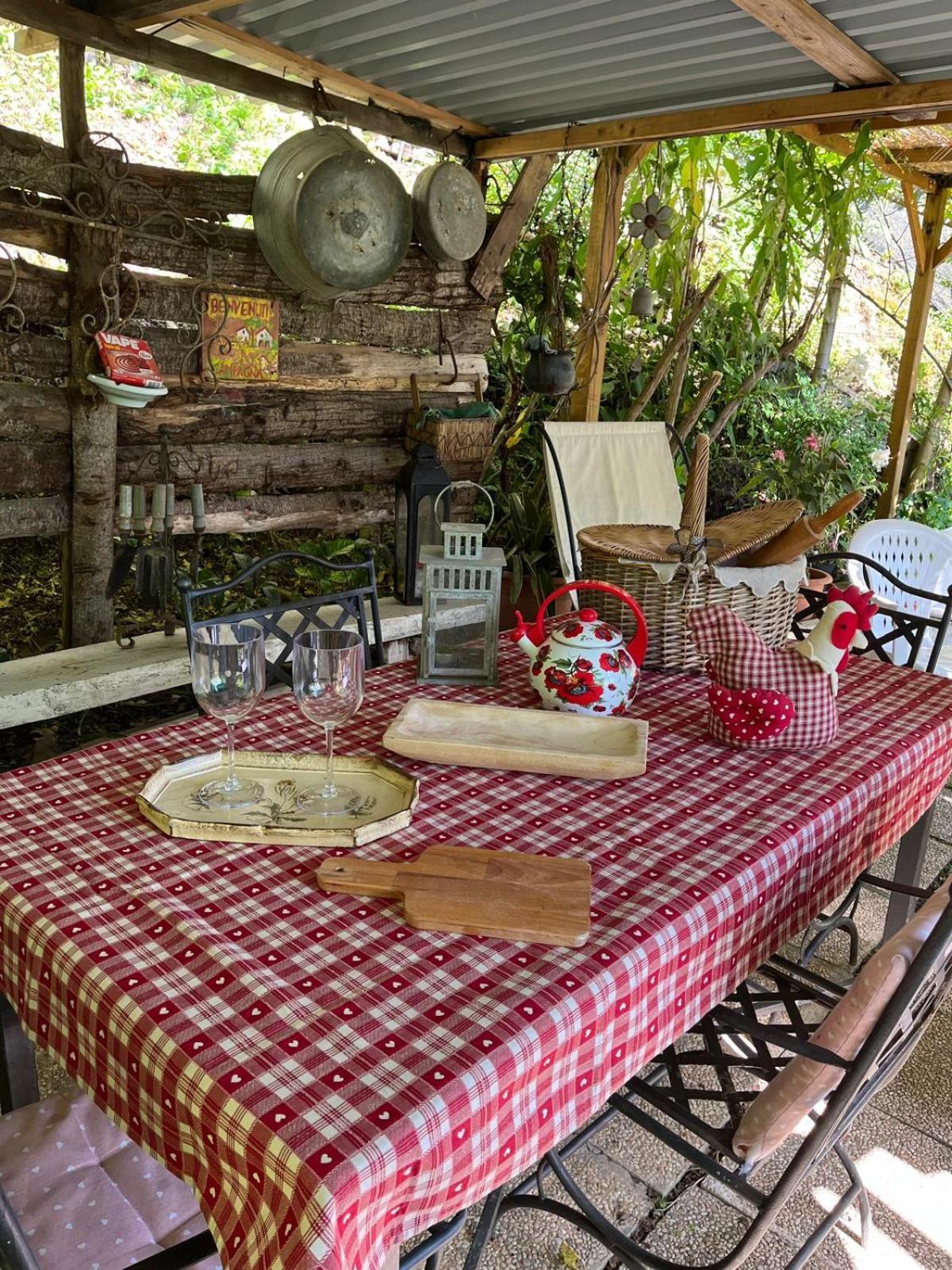 Casa Dolce Casa Di Rosy E Roby Apartment Bardine di San Terenzo Екстериор снимка